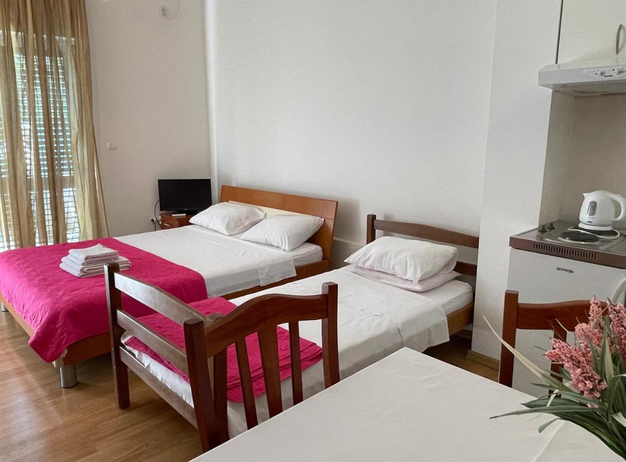 Apartments Milano تْشيرسيك نوفي المظهر الخارجي الصورة