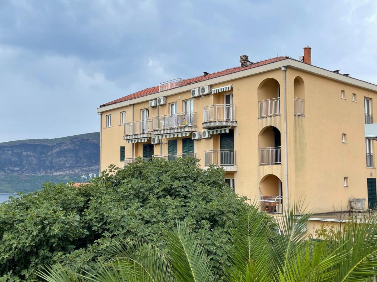Apartments Milano تْشيرسيك نوفي المظهر الخارجي الصورة