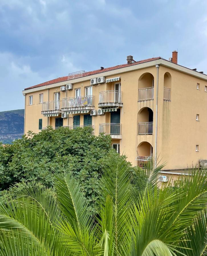 Apartments Milano تْشيرسيك نوفي المظهر الخارجي الصورة