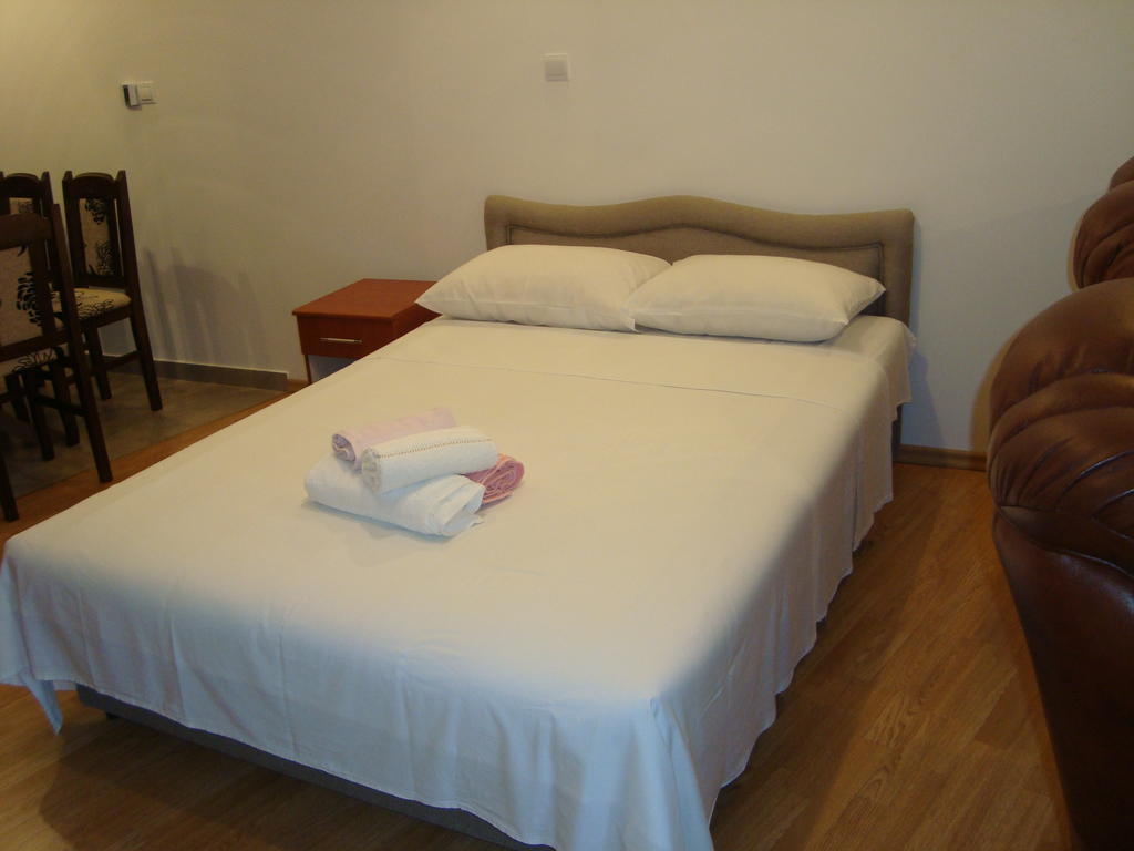 Apartments Milano تْشيرسيك نوفي المظهر الخارجي الصورة