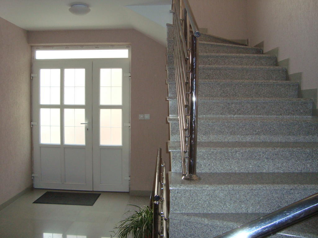 Apartments Milano تْشيرسيك نوفي المظهر الخارجي الصورة